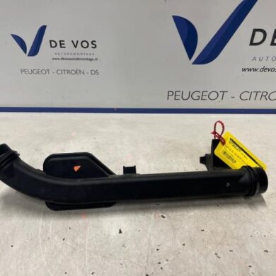 Opel Grandland X  Intercooler hose 5G06 2021 9814162980