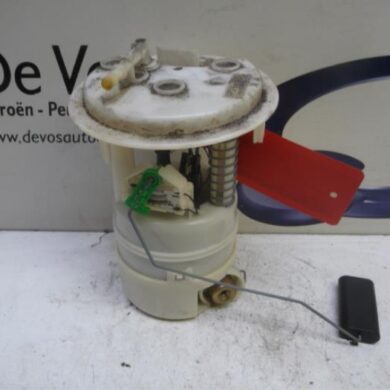 Peugeot 307 1.6 16V Brandstofpomp Elektrisch NFU 2006 1525KJ