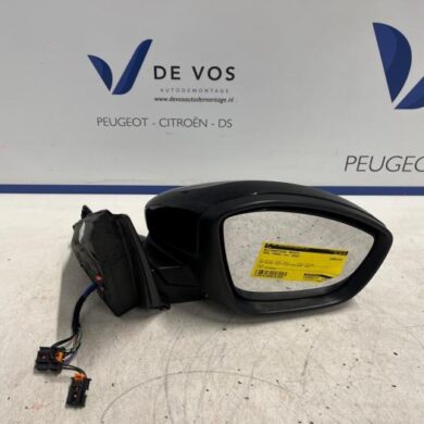 Opel Corsa 1.2 Turbo 12V 100 Wing mirror, right 2020 983597631T
