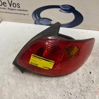 Peugeot 206 1.6 16V Achterlicht rechts 2005 6351S0