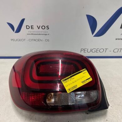 Citroen C3 1.2 12V e-THP PureTech 110 Achterlicht links 2020 9812257580