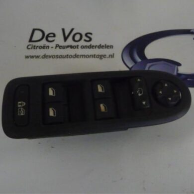 Peugeot 308  Combischakelaar ramen 2009 649028