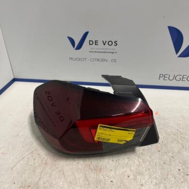 Opel Corsa 1.2 Turbo 12V 100 Achterlicht links 2020 9829317980