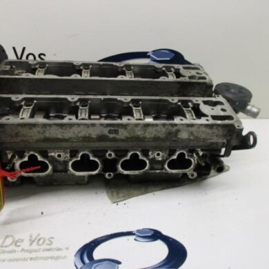 Citroen C5  Cilinderkop RFR 2001 0200Y2