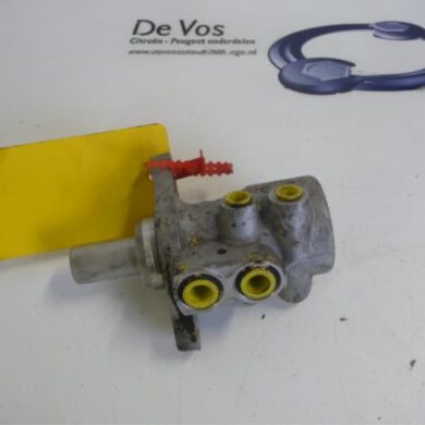 Peugeot 206 1.4 XR,XS,XT,Gentry Hoofdremcilinder KFX 2000 4601J0