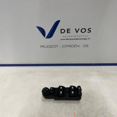 Citroen C3 Aircross 1.2 e-THP PureTech 110 Combischakelaar ramen 2018 96788264ZD