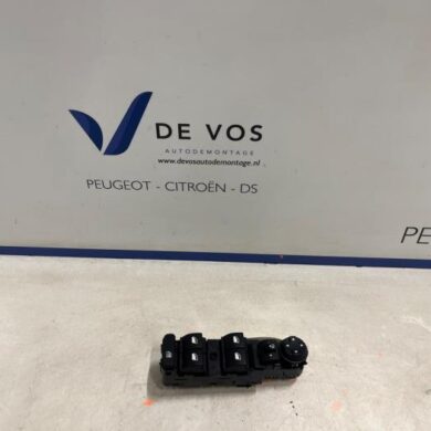 Citroen C5 Aircross 1.2 e-THP PureTech 130 Multi-functional window switch 2020 98319761ZD-98423402ZD