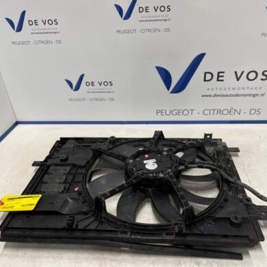 Peugeot Expert 2.0 Blue HDi 145 16V Cooling fan housing 2023 9834296080