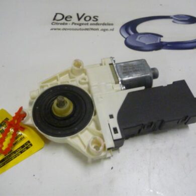 Peugeot 407  Raammotor Portier 2010 9222Y9