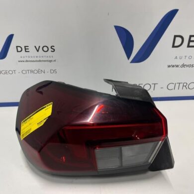 Opel Corsa 1.2 Turbo 12V 100 Achterlicht links 2020 9829317380