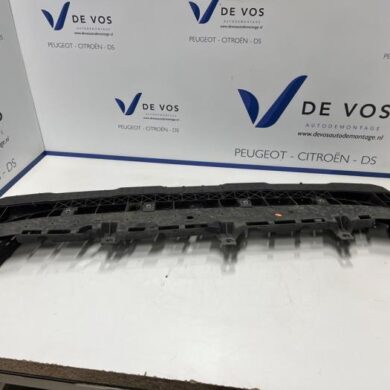 Citroen C3 Aircross 1.2 e-THP PureTech 110 Bumperframe voor 2021 YQ00063980