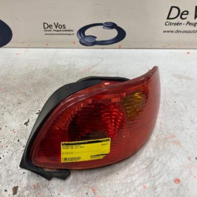Peugeot 206 2.0 16V Achterlicht rechts 2005 6351S1