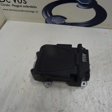 Peugeot 3008  Head-up display AHX-AHXAH01 2016 6593K2-6593K3