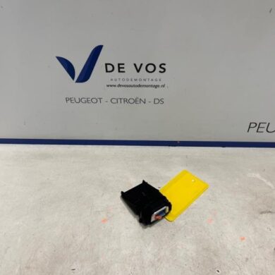 Citroen C3 1.2 12V e-THP PureTech 110 Front camera 2017 1640245680-9822890580-1692661680