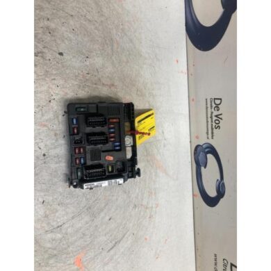 Peugeot 206 1.6 16V Zekeringkast 2005 6500Y3