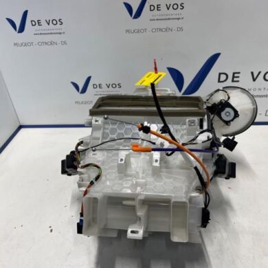 Peugeot 2008 1.2 Vti 12V PureTech 82 Kachelhuis 2016 1612196780-1623216880