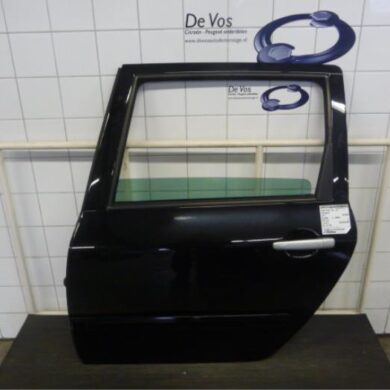 Peugeot 307 1.6 HDiF 110 16V Portier 4Deurs links-achter 2008 9006E7