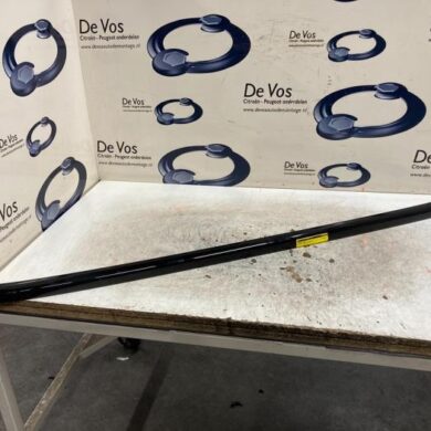 Peugeot 2008 1.2 VTi 12V PureTech 130 Dakrail rechts 2021 98257240XY