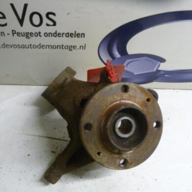 Peugeot 206 1.4 HDi Fusee rechts-voor 2006 364775