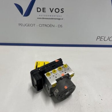 Opel Corsa 1.2 Turbo 12V 100 ABS Pomp HNK-HN05 2019 1673650280-1681013180-9836177780