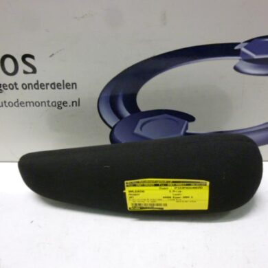 Peugeot 307 2.0 16V Armleuning 2004 8830TJ-883004