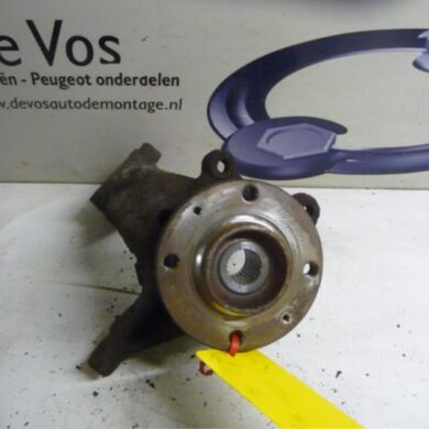 Peugeot 206 1.6 16V Fusee rechts-voor 2002 364776