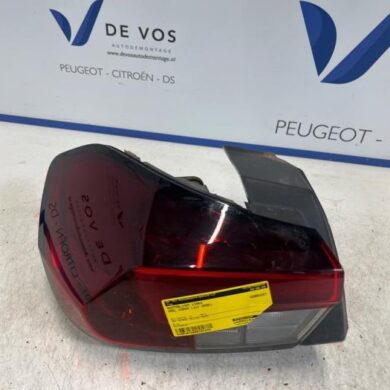 Opel Corsa 1.2 Turbo 12V 100 Achterlicht links 2020 9829317380