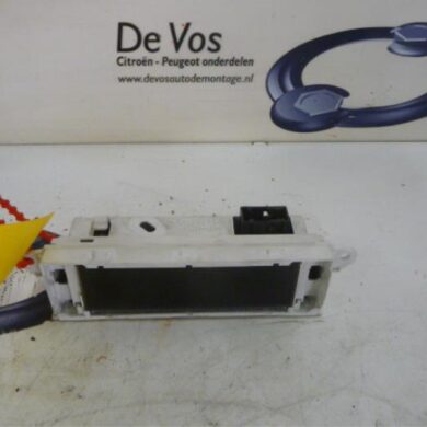 Peugeot 307 2.0 16V Display Interieur RFN 2003 6564FA