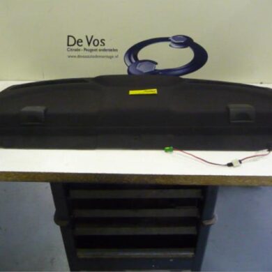 Peugeot 407 2.2 16V Hoedenplank 2007 8342GY