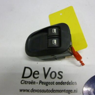 Peugeot 206 1.4 XR,XS,XT,Gentry Combischakelaar ramen 2007 6552WQ