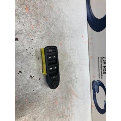 Peugeot 308 1.6 VTI 16V Combischakelaar ramen 2009 649028