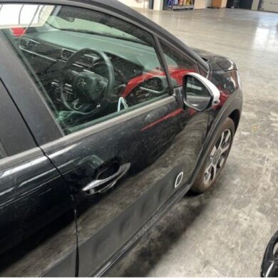 Citroen C3 1.2 Vti 12V PureTech Portier 4Deurs rechts-voor 2017 9812674180