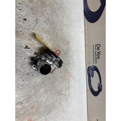 Peugeot 3008  Gasklephuis YHZ 2019 9830171480