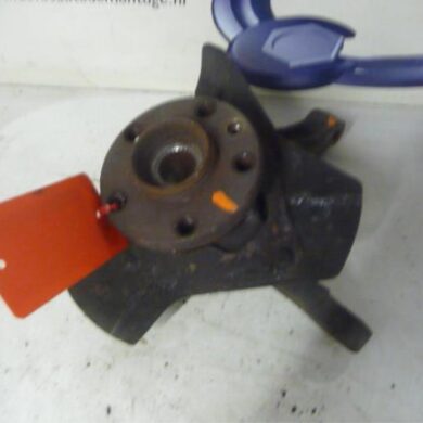 Peugeot Expert 1.9D Fusee links-voor 1998 364634