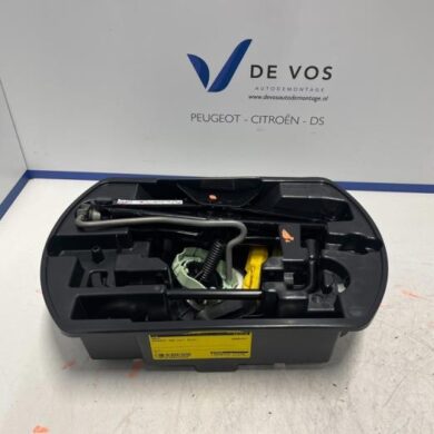 Peugeot 308 1.2 12V VTi PureTech 82 Krik 2014 672594