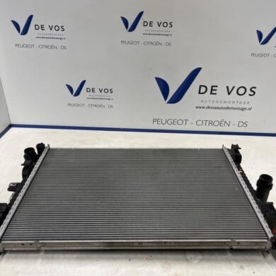Peugeot 3008 1.2 12V e-THP PureTech 130 Radiator HNS-HN05 2021 9838520180-9811401480