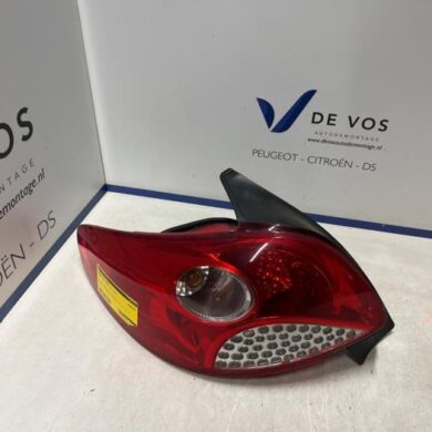 Peugeot 206 PLUS 1.4 XS Achterlicht links 2011 6350GV