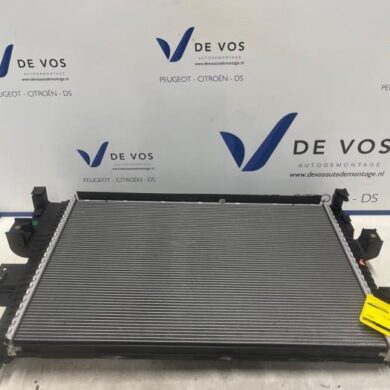 DS Automobiles DS4 1.6 16V PureTech 180 Radiator 5G06 2021 9813964480