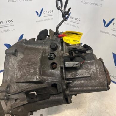 Peugeot 2008 1.2 VTi 12V PureTech 100 Gearbox HNK-HN05 2020 1629122580-9834798180 20XJ03