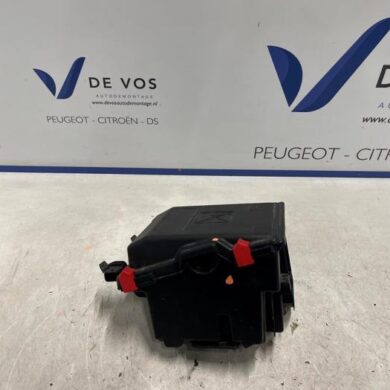 Citroen C4 Picasso 1.5 Blue HDi 130 16V Relais Houder 2018 9801448680-9804681980