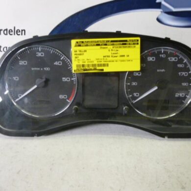 Peugeot 307 1.6 HDiF 16V Kilometerteller KM 2005 6103K3-6401N4-6404N5