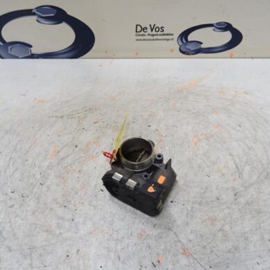 Peugeot 206 1.6 16V Gasklephuis NFU 2004 1635Q9