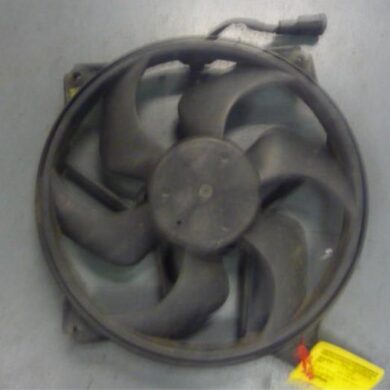 Peugeot 307 1.6 HDi 16V Koelvin Motor 2007 1253K4