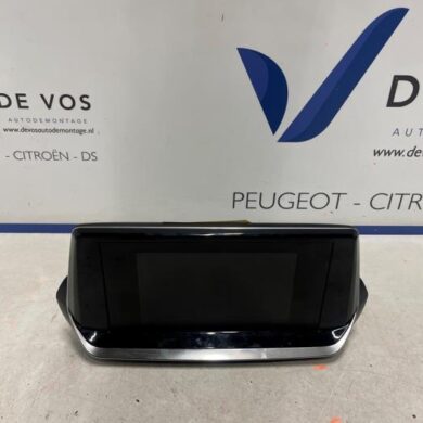 Peugeot 2008 1.2 VTi 12V PureTech 100 Interior display HNK-HN05 2020 9838129680