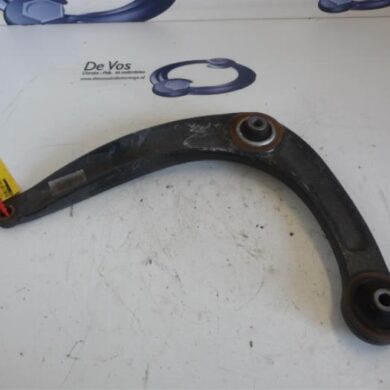 Peugeot 3008  Draagarm links-voor 2015 3520V2