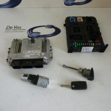 Citroen C4 Picasso 1.6 HDi 16V 110 Computer Motormanagement 9HZ-9HZ9H01 2009 1943AT-1943AV