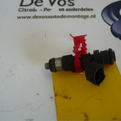 Peugeot 407  Injector (benzine injectie) XFV 2005 1984F5
