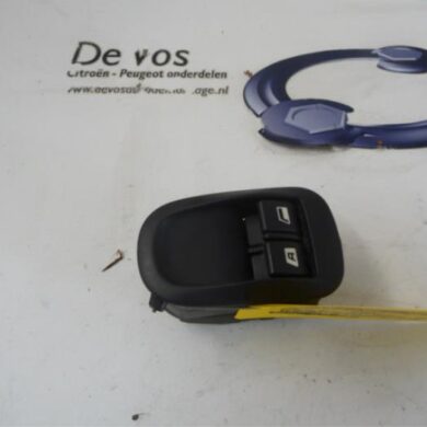 Peugeot 206 1.4 XR,XS,XT,Gentry Combischakelaar ramen 1999 6554WC