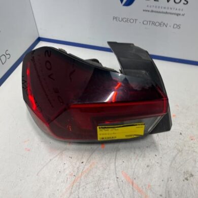 Opel Corsa 1.2 Turbo 12V 100 Achterlicht links 2020 9829317380