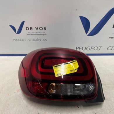 Citroen C3 1.2 12V e-THP PureTech 110 Achterlicht links 2020 9812257580